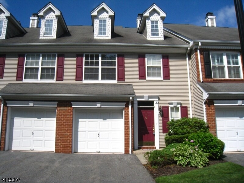 3 Washington Ct, Montville, NJ 07082 Townhome Rentals in Montville NJ