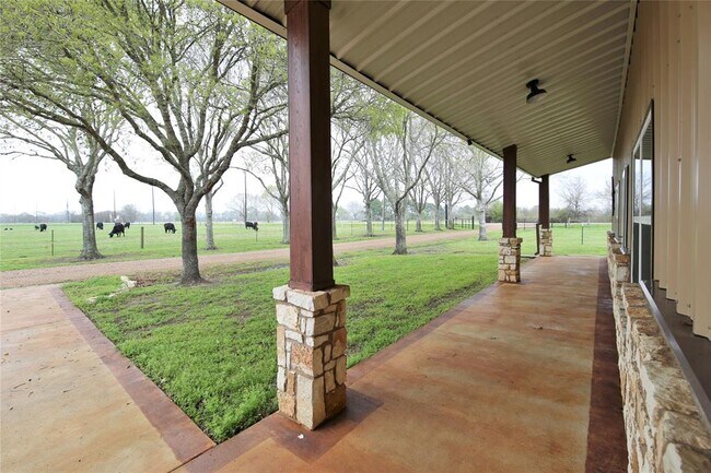 Building Photo - 1026 1/2 Cottonwood Church Rd