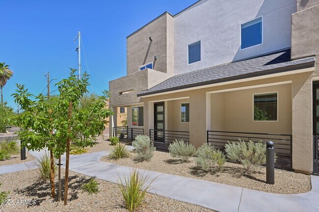 Foto del edificio - 2120 JENNIFER LYNN Way