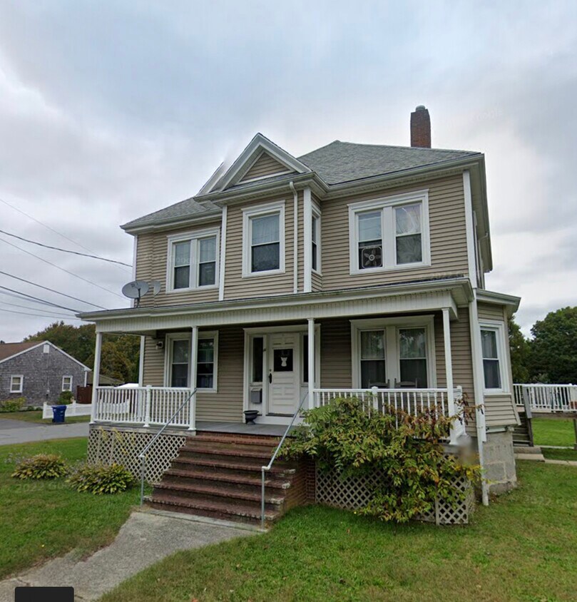 Primary Photo - 141 Adams St