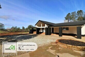 Building Photo - 27562 Cam Real