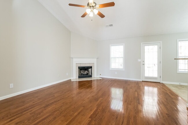 Building Photo - 127 Berkley Dr