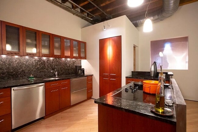 Photo - Beautifully 2-Bedroom Condo in Boston– $6,400.00/mo