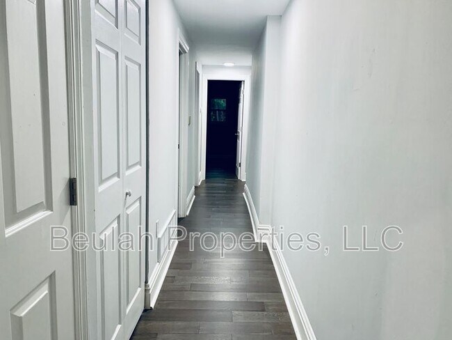 Foto del edificio - 1627 Carroll St