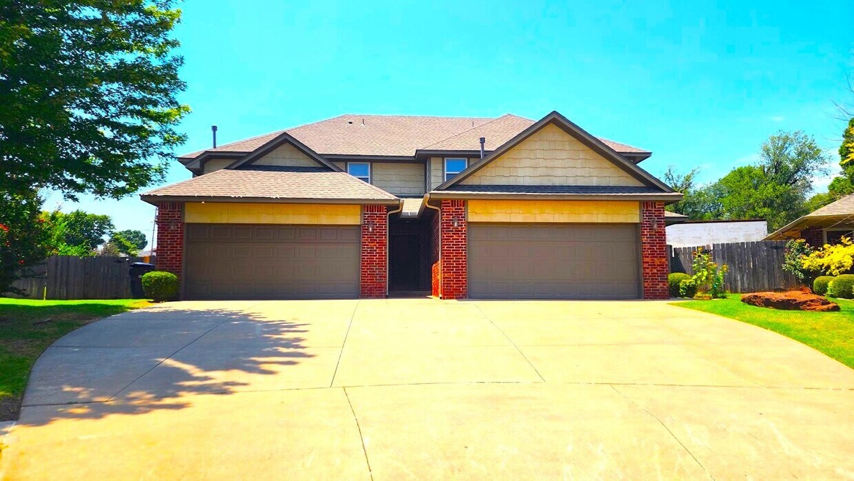 Photo - 13705 & 13707 Oxford Dr