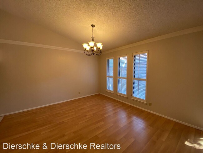 Building Photo - 2 br, 2 bath House - 5215 Fairway Dr