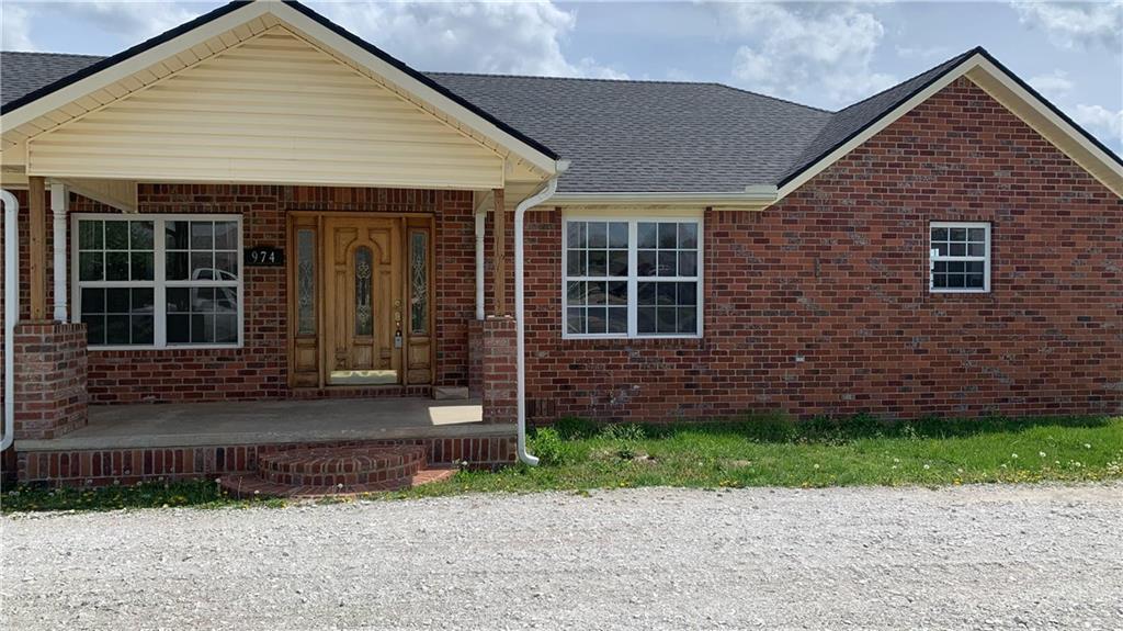 976 N Main St, Centerton, AR 72719 Townhome Rentals in Centerton AR