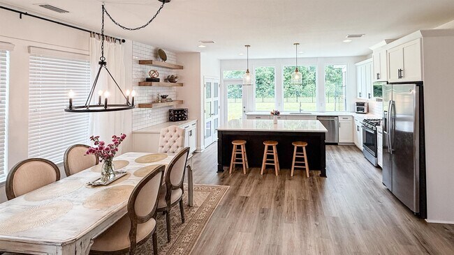 Foto del edificio - 3809 Ardmore Ln