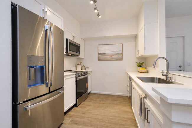 Foto del edificio - Creekside Apartments