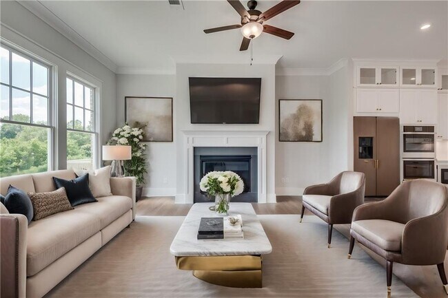 Foto del edificio - 435 Maplewood Dr