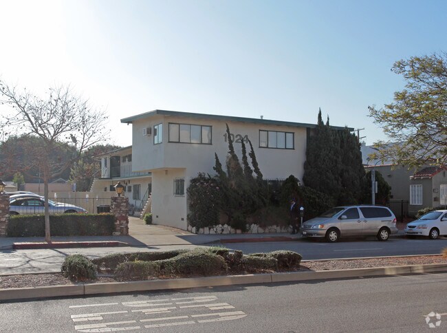 Primary Photo - 1024 Pico Blvd