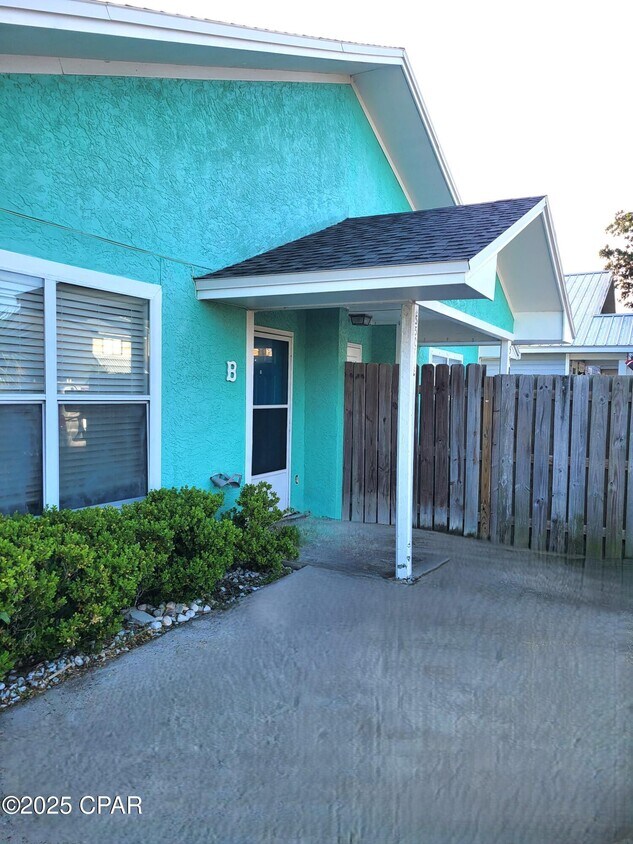 Primary Photo - 5500 Sunset Ave