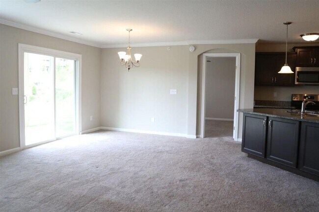 Foto del edificio - 7503 Devonshire Dr
