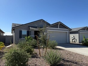 Building Photo - 4205 E Haley Dr