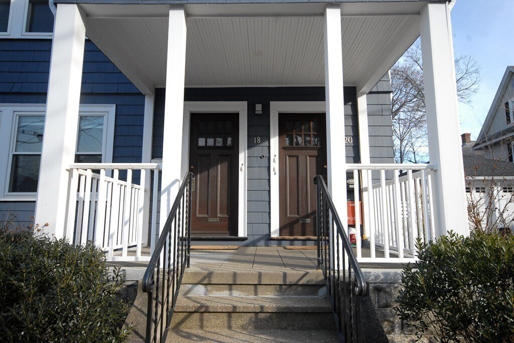 Primary Photo - 20 Beechwood Ave