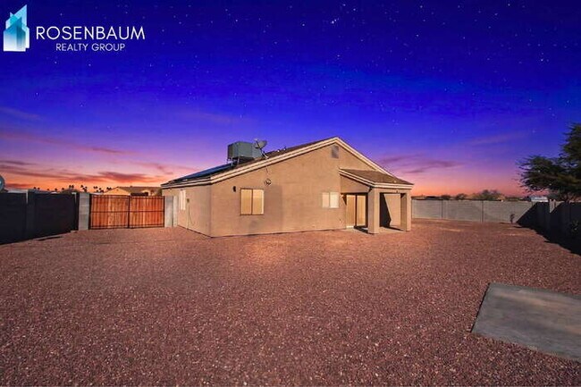 Foto del edificio - 9321 Hillcrest Pl