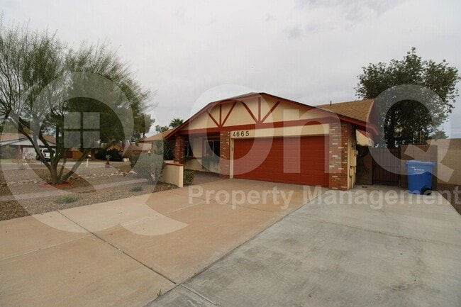 Building Photo - 4665 E Aire Libre Ave