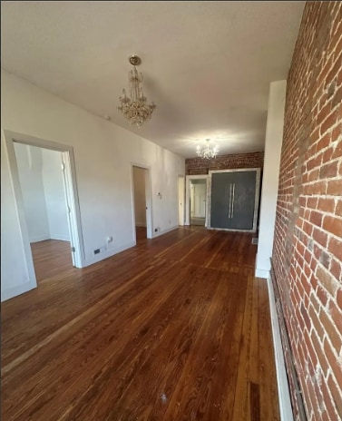 Building Photo - 418 W 43rd Ave