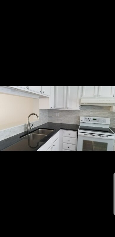 Building Photo - 26 Prestwick Pl