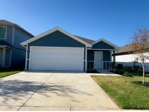Building Photo - 5529 Rollins Dr