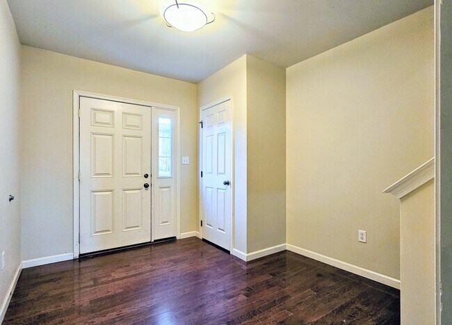 Foto del edificio - 117 Ironwood Ct