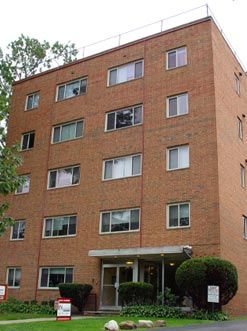 Primary Photo - 11839 Clifton Blvd