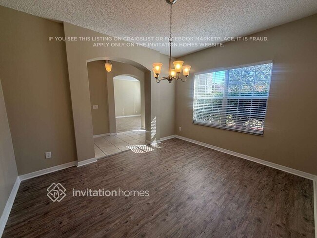 Foto del edificio - 643 Bridgeway Blvd