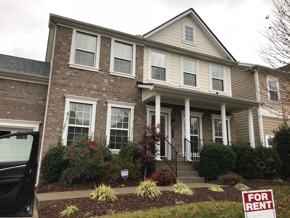 4504 Sawmill Pl, Nolensville, TN 37135 House Rental in Nolensville