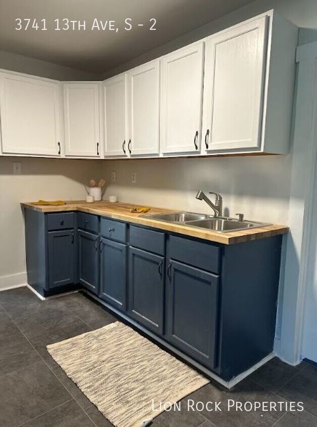 Primary Photo - Awesome Remolded 3-bedroom Duplex for $152...