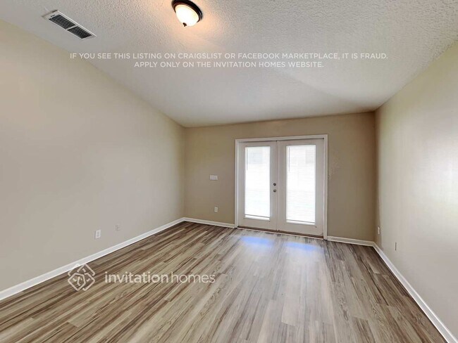 Foto del edificio - 3741 Timberline Dr