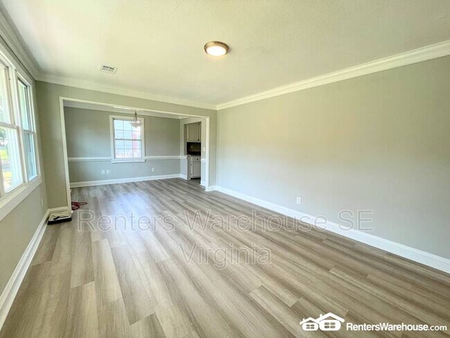 Foto del edificio - 1321 Hodges Ferry Rd