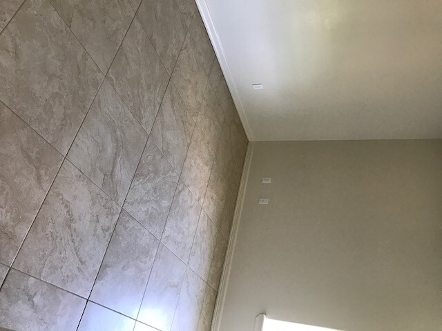 Foto del interior - 2503 E Franklin Ave