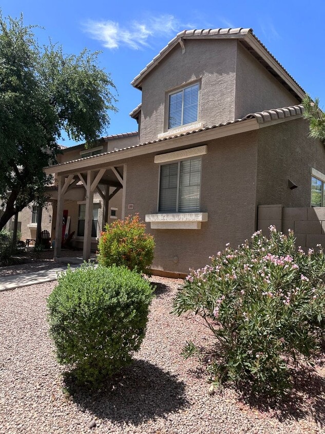 Primary Photo - 3 bedroom home in a gated community