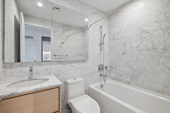 Building Photo - The Residences at Central Park