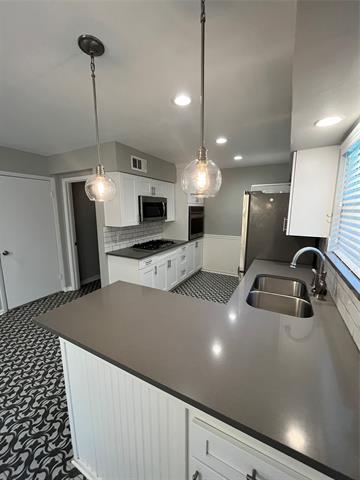 Building Photo - 11335 Fernald Ave