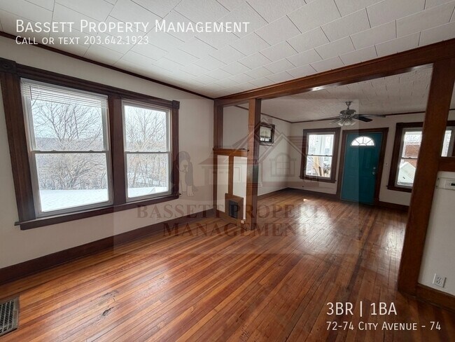 Foto del edificio - 72-74 City Avenue - 74-