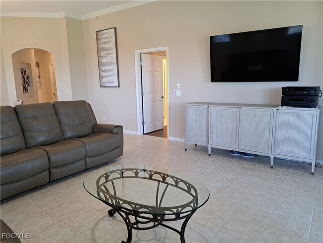 Building Photo - 11100 Harbour Yacht Ct