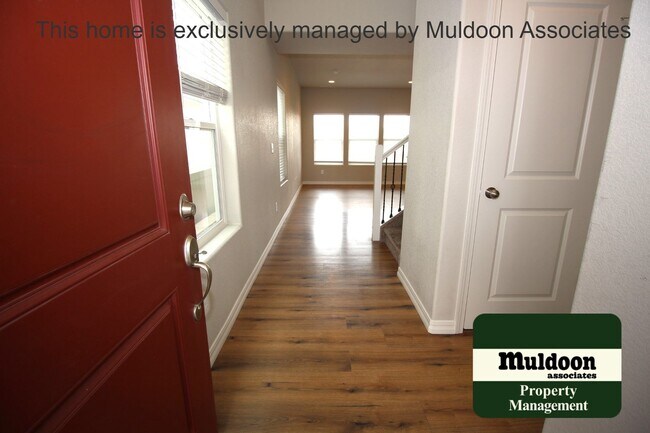 Foto del edificio - Like new 2-story Home!