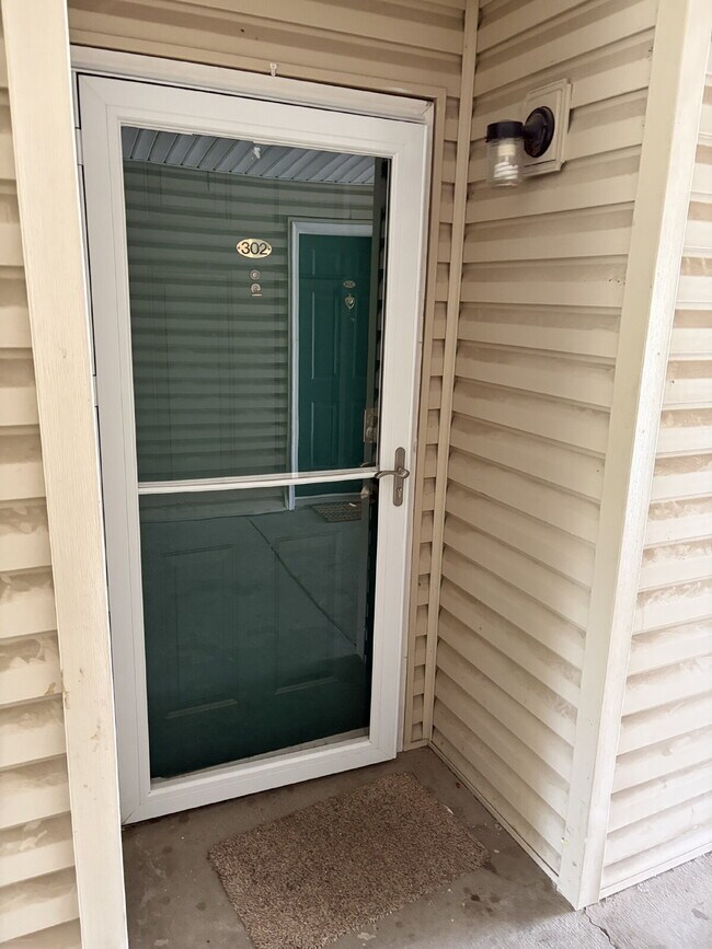 Photo - Top-Floor 3 Bed, 2 bath Condo with Scenic Views in Littleton!