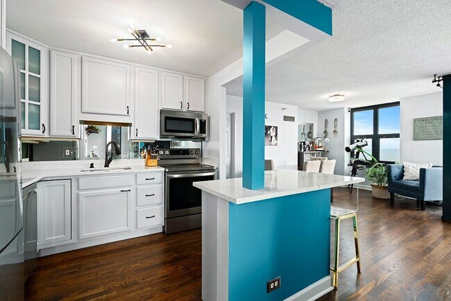 Foto del edificio - 3660 N Lake Shore Dr