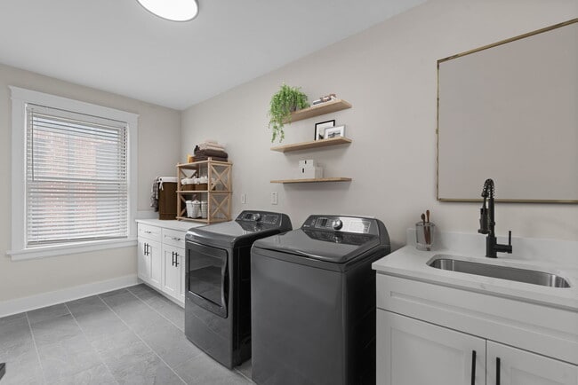 Building Photo - 6157 Waterman Blvd