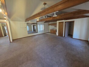 Building Photo - 115 N Longwood St