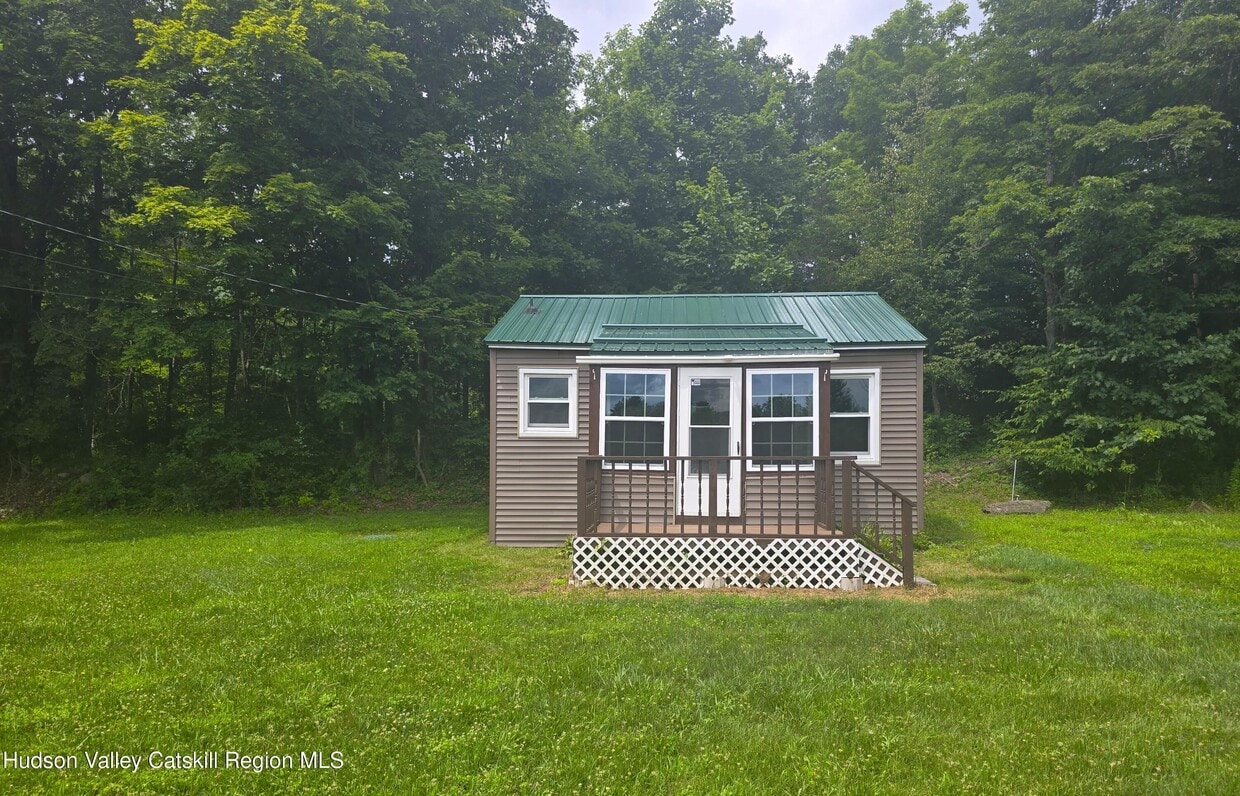 Foto principal - 27 Wiltwyck Ln
