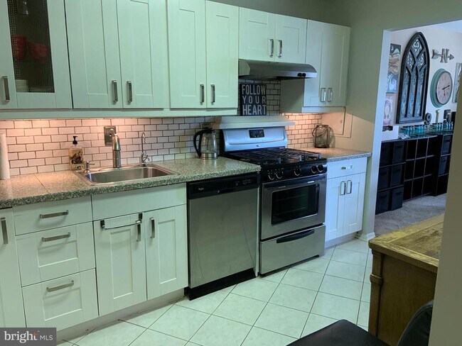 Foto del edificio - 9039 Sligo Creek Pkwy
