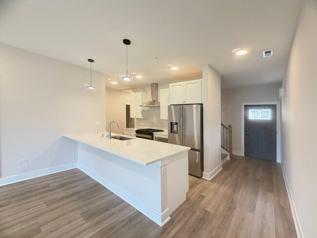 Foto del edificio - 110 Lily Ln