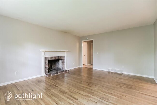 Foto del edificio - 10120 W 66th Terrace