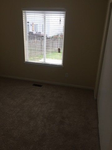 Foto del edificio - Spacious 2 Bedroom 1.1 Bath Ranch Townhome