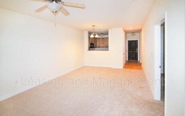 Foto del edificio - 2244 Ashley Crossing Dr