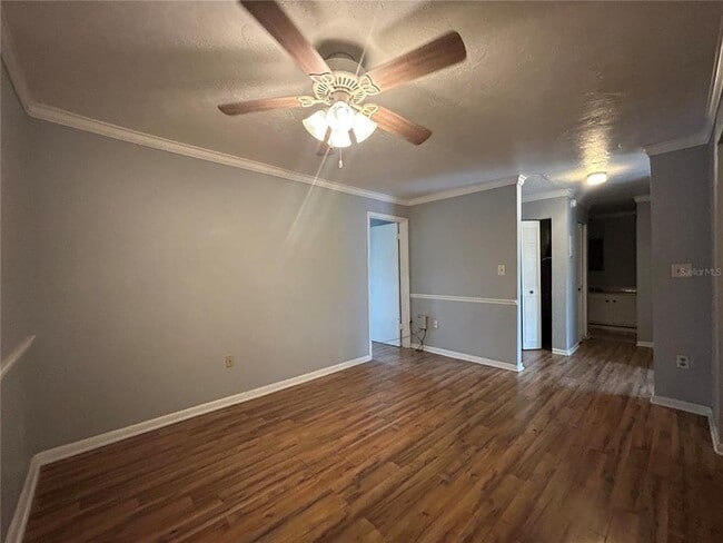 Foto del edificio - 2811 SW Archer Rd