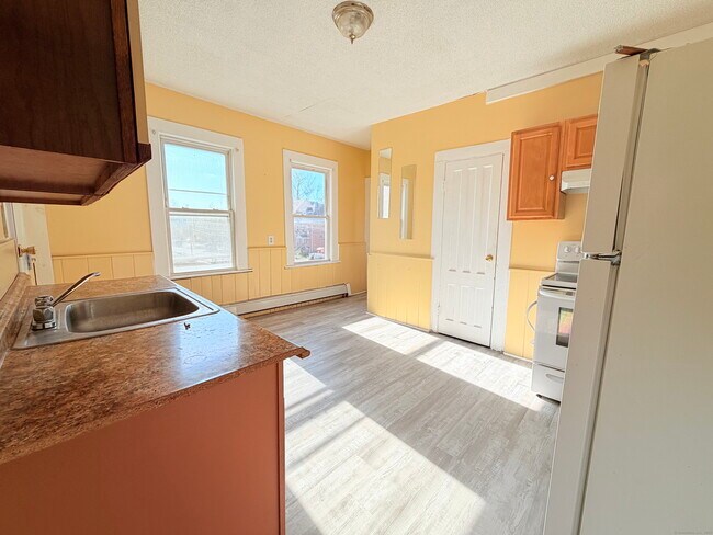 Foto del edificio - 98 Glen St